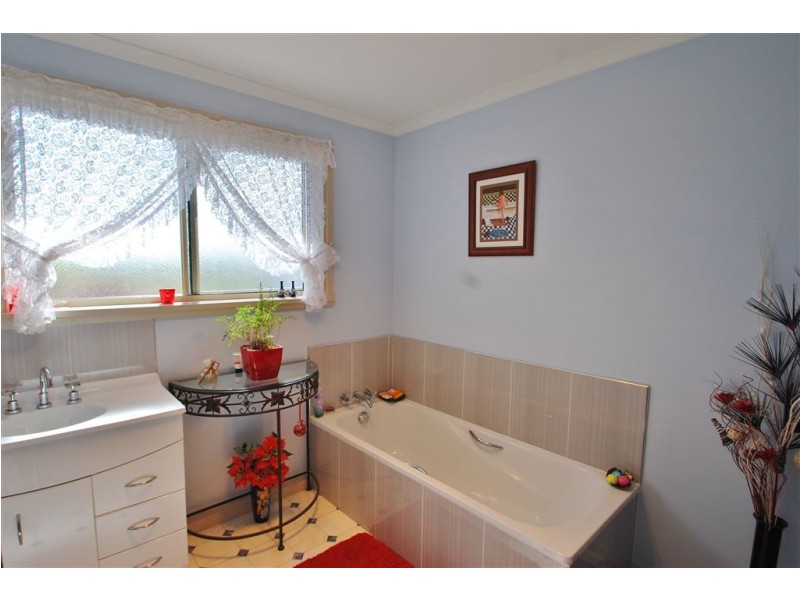 13082 Midlands Highway, Cleveland TAS 7211