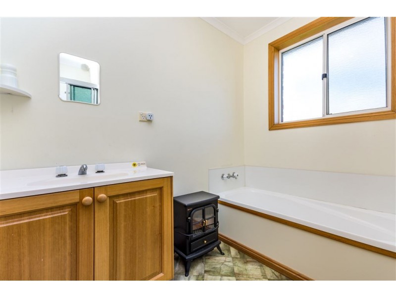 25 Bond Street, Ross TAS 7209