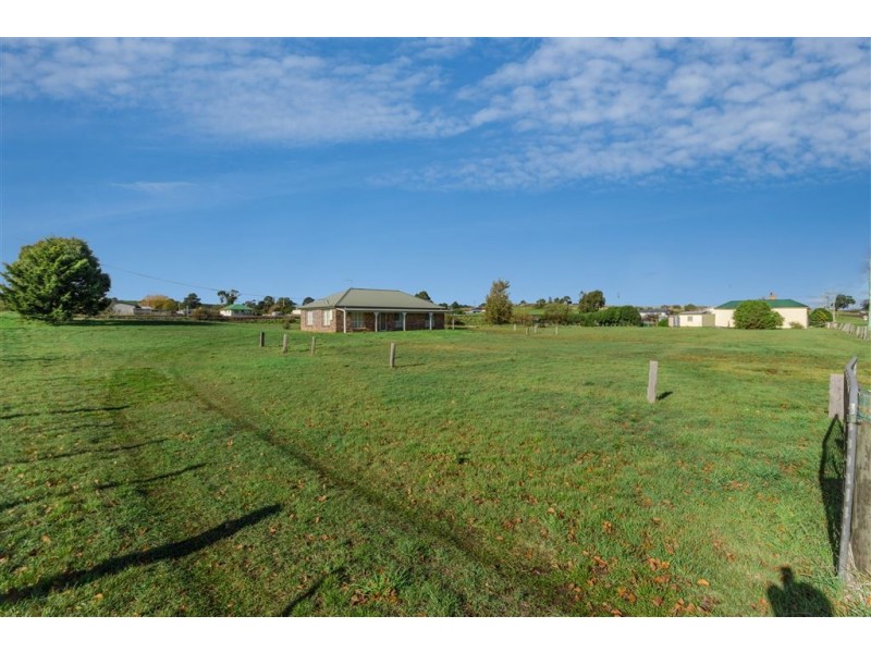 25 Bond Street, Ross TAS 7209
