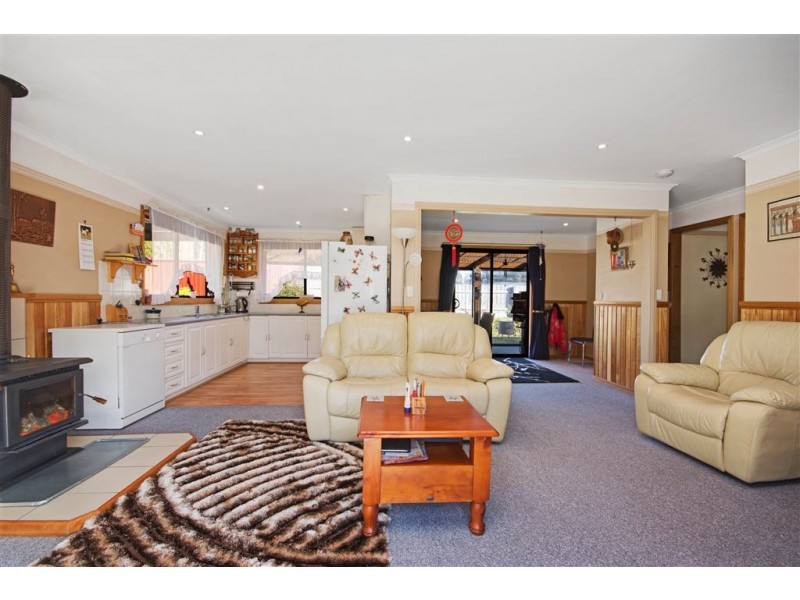 9 Kalangadoo Road, Lake Leake TAS 7210 Harcourts Northern Midlands Sold