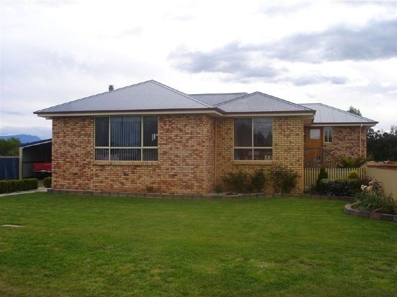 52 Burghley Street, Longford TAS 7301