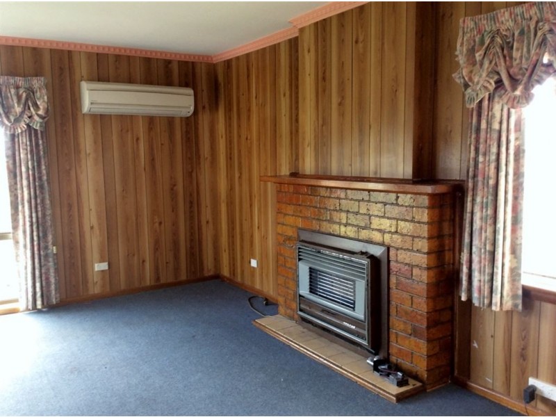 7 Main Road, Cressy TAS 7302