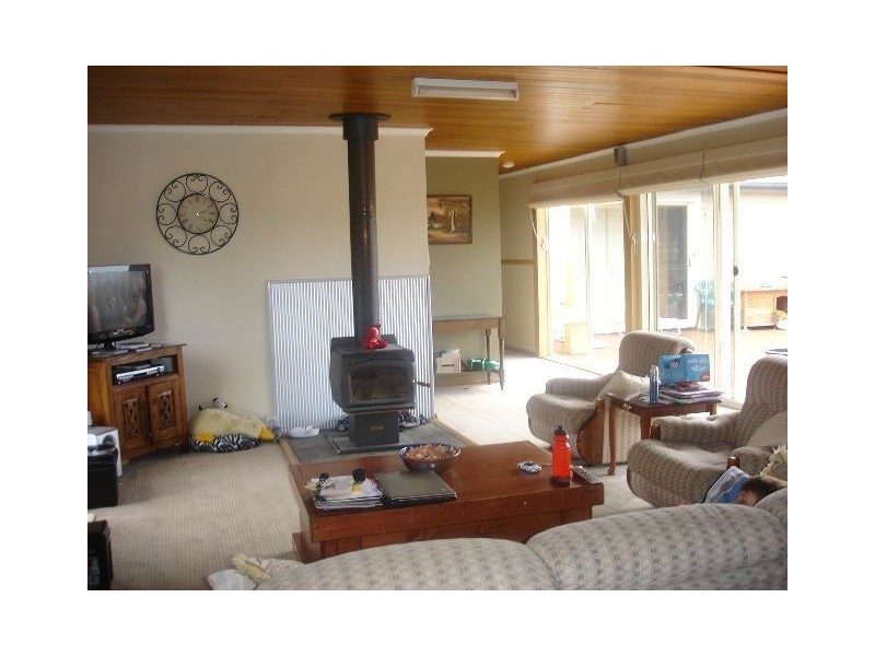 27-29 Badajos Street, Ross TAS 7209