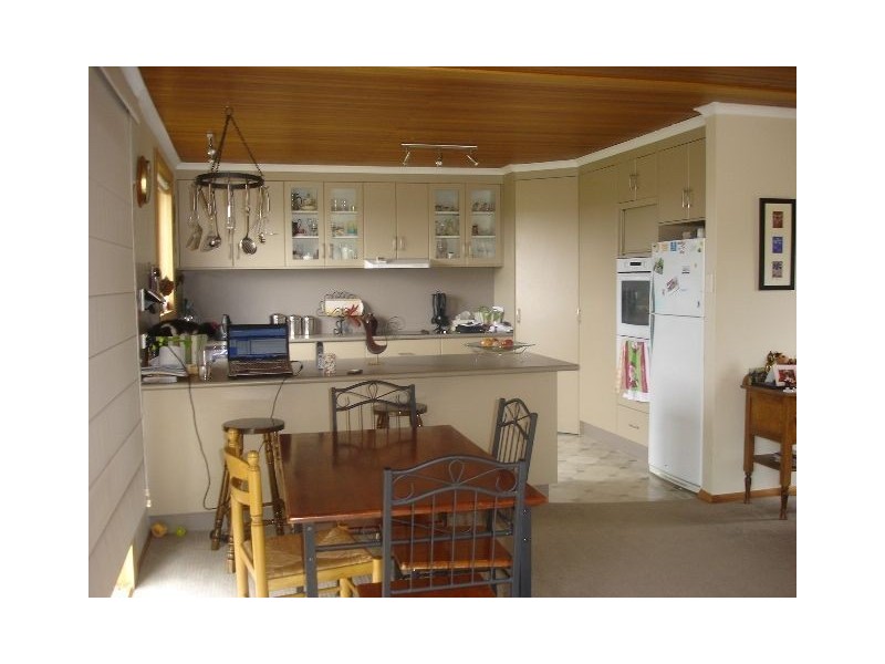 27-29 Badajos Street, Ross TAS 7209