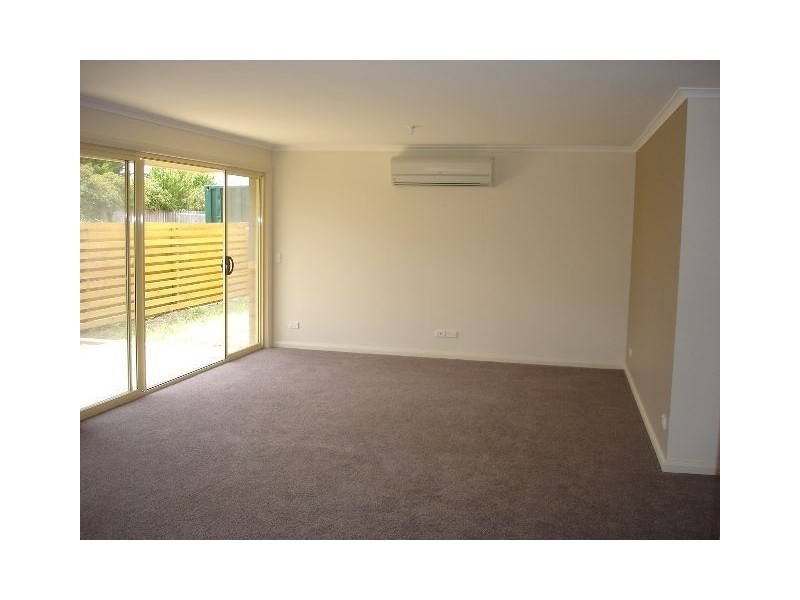 2/27 Smith Street, Longford TAS 7301