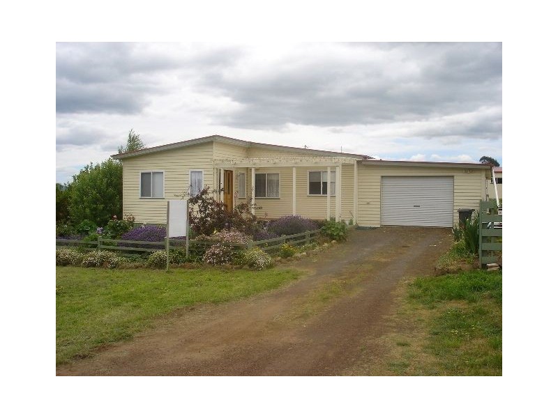 37 Bridge Street, Ross TAS 7209