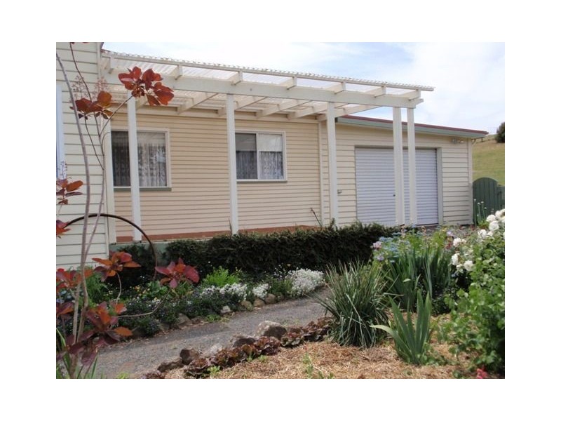 37 Bridge Street, Ross TAS 7209