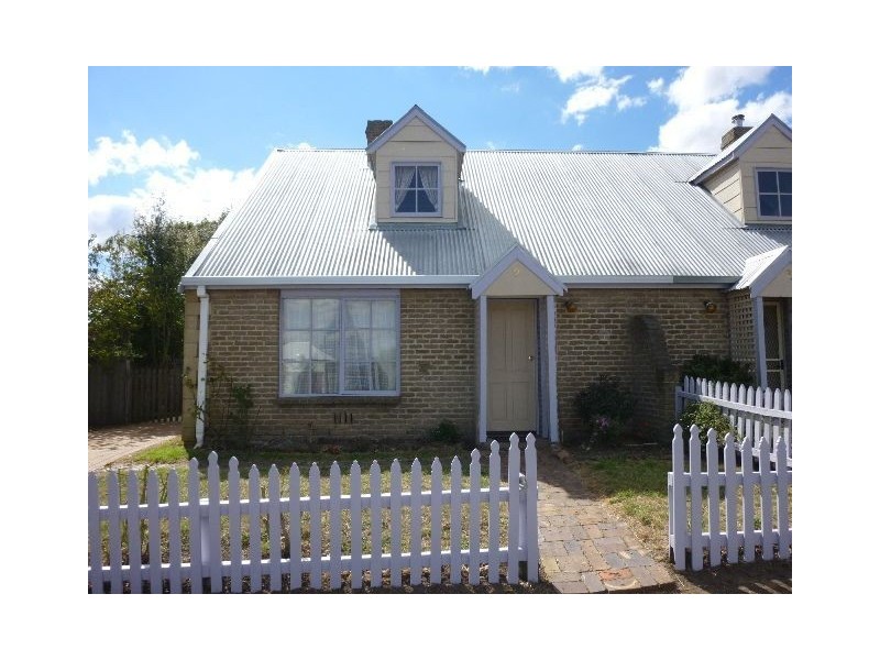 2 Collins Steeet, Evandale TAS 7212