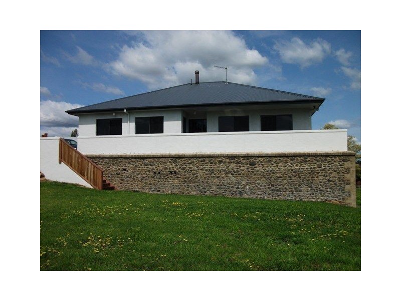19 Queen Street, Campbell Town TAS 7210