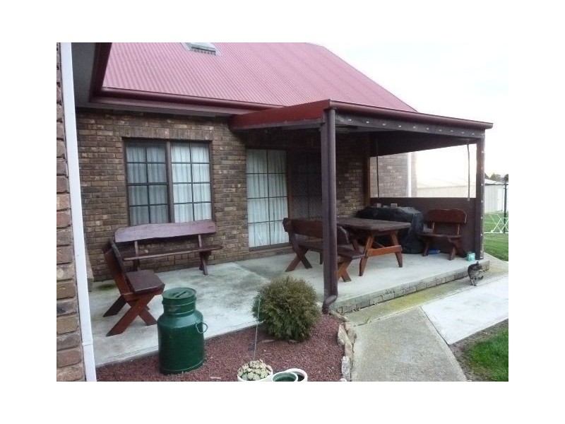 32 Lewis Street, Longford TAS 7301