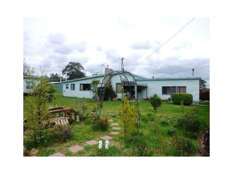 12 Royal George Road, Royal George TAS 7213