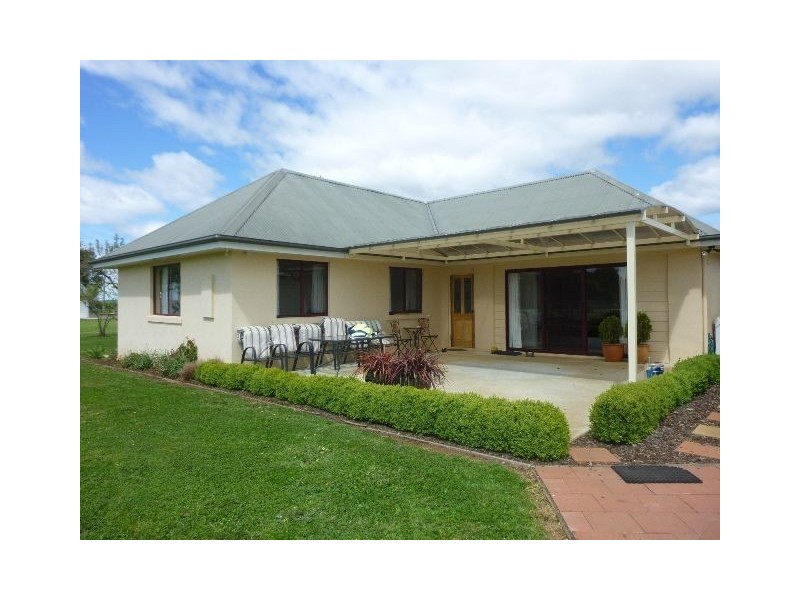 6 Veterans Row, Westbury TAS 7303