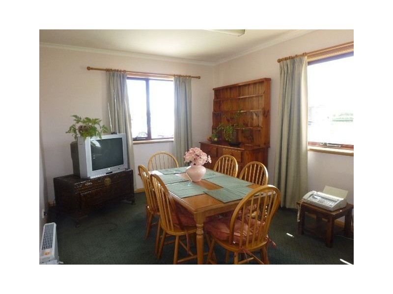 6 Veterans Row, Westbury TAS 7303