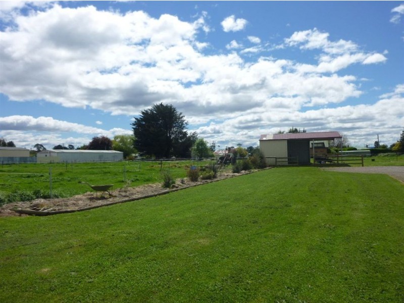 6 Veterans Row, Westbury TAS 7303