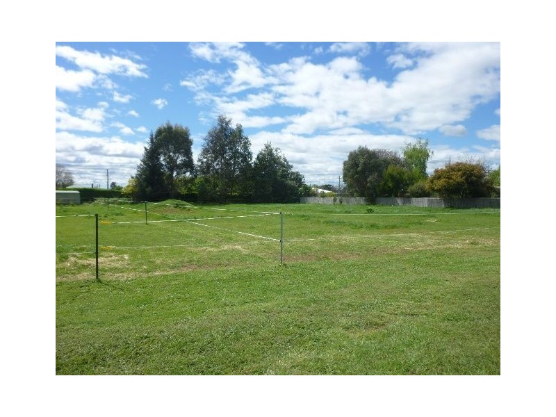 6 Veterans Row, Westbury TAS 7303