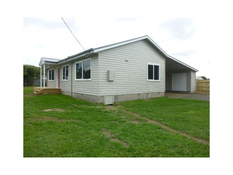 2 Edward Street, Perth TAS 7300