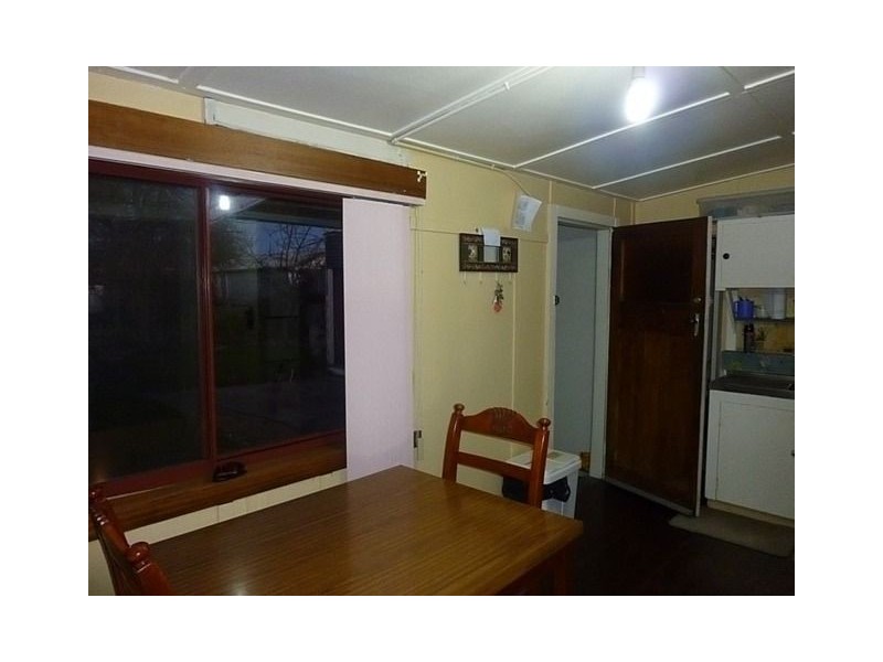 9 Charles Street, Cressy TAS 7302