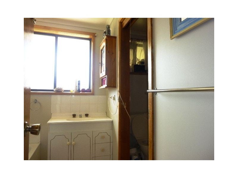 19 Torlesse St, Campbell Town TAS 7210