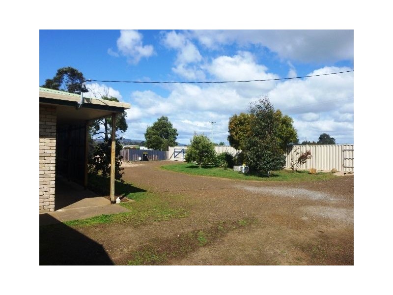 19 Torlesse St, Campbell Town TAS 7210