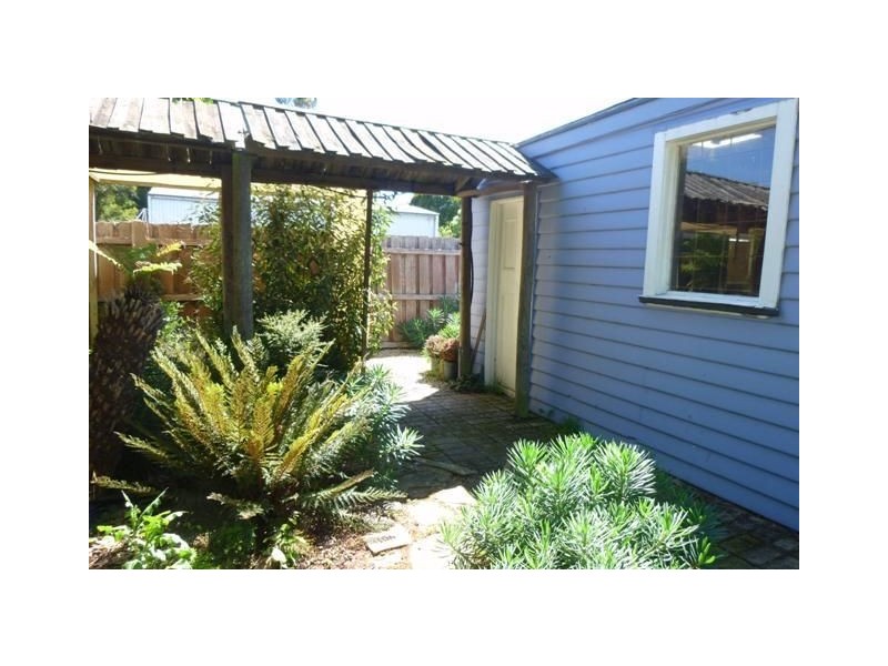 2 Church Street, Cressy TAS 7302