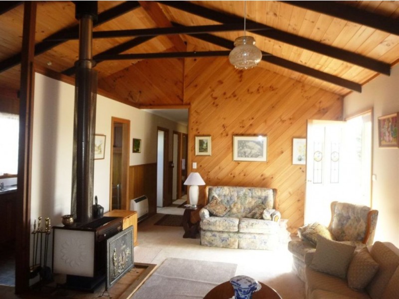 1 Harrison Street, Campbell Town TAS 7210