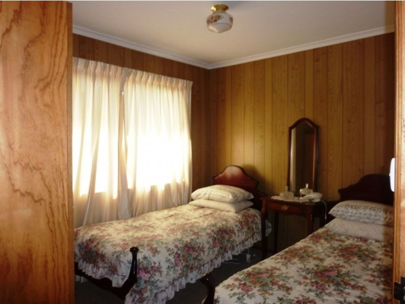 1 Harrison Street, Campbell Town TAS 7210