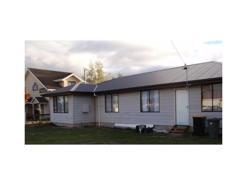 32 Burghley Street, Longford TAS 7301