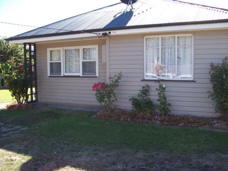 29 Churchill Street, Avoca TAS 7213