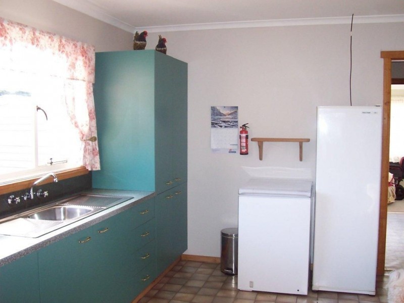 29 Churchill Street, Avoca TAS 7213