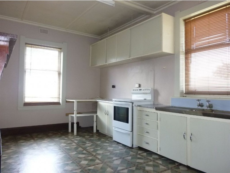 5 Queen Street, Campbell Town TAS 7210