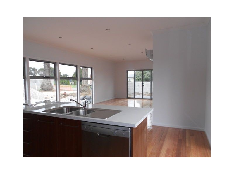 2/15 Lewis Street, Longford TAS 7301