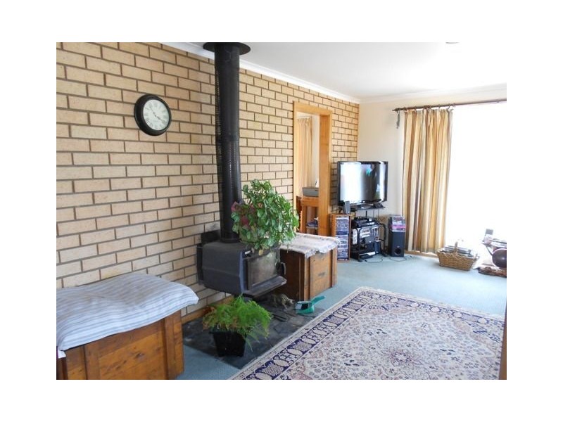 4 Malcombe st, Longford TAS 7301