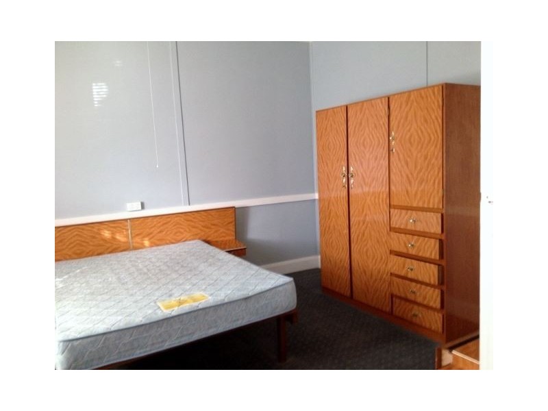 16 Charles Street, Cressy TAS 7302