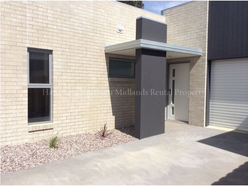 8/15 Lewis, Longford TAS 7301