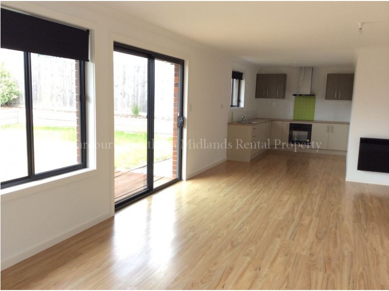 8 Opal Place, Perth TAS 7300