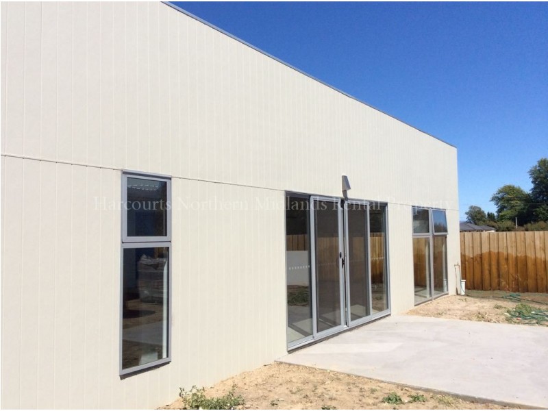10/15 Lewis, Longford TAS 7301