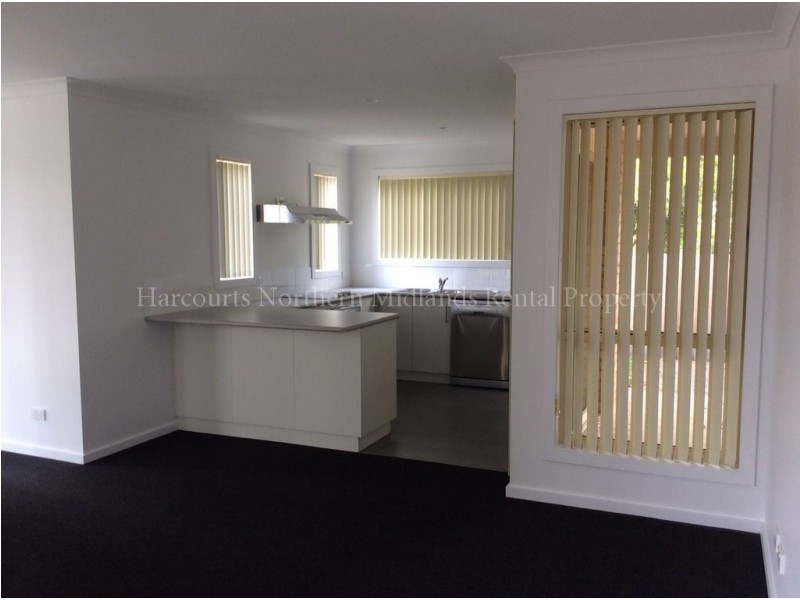6/11 Pakenham, Longford TAS 7301