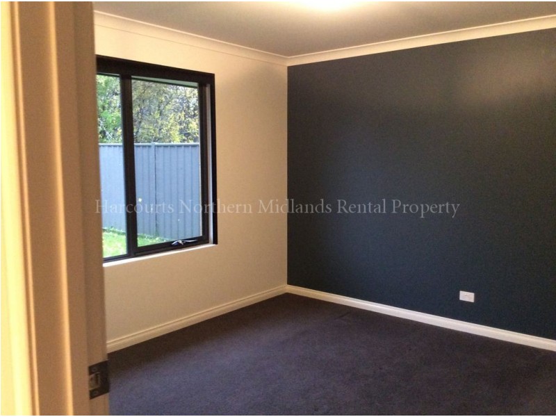 2/43A Catherine, Longford TAS 7301