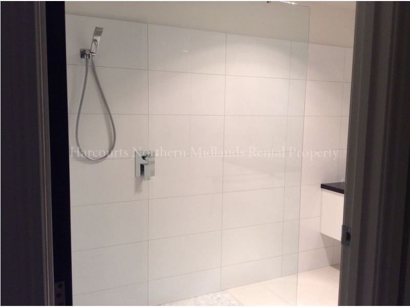 2/43A Catherine, Longford TAS 7301