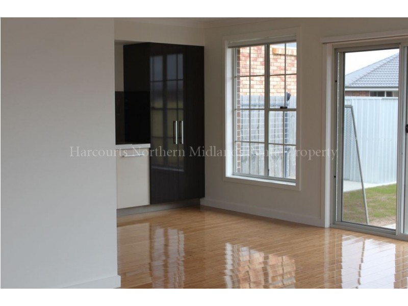 1/50 Burghley Street, Longford TAS 7301