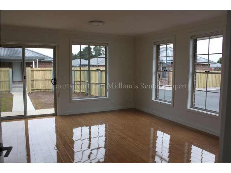 1/50 Burghley Street, Longford TAS 7301