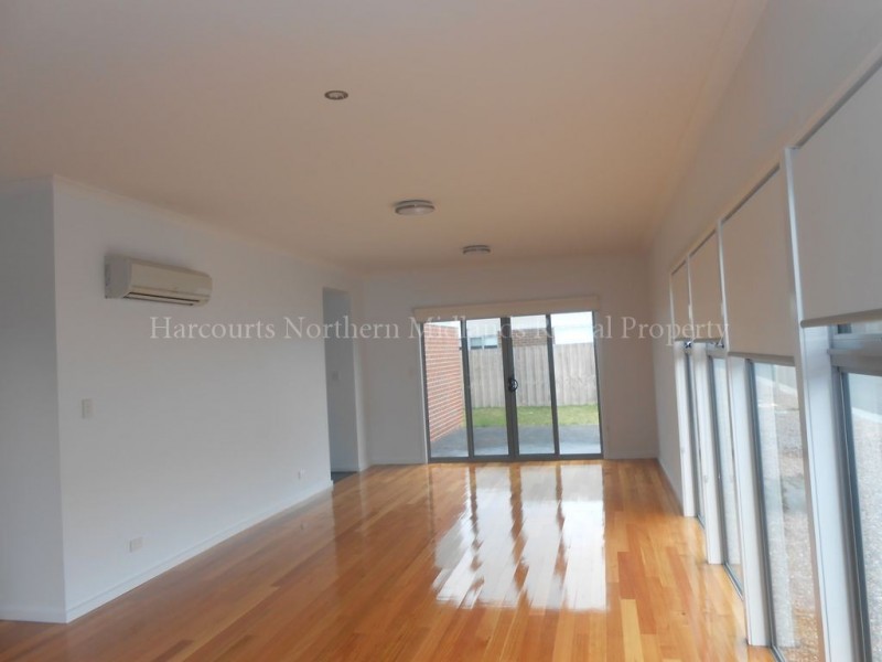 2/15 Lewis Street, Longford TAS 7301