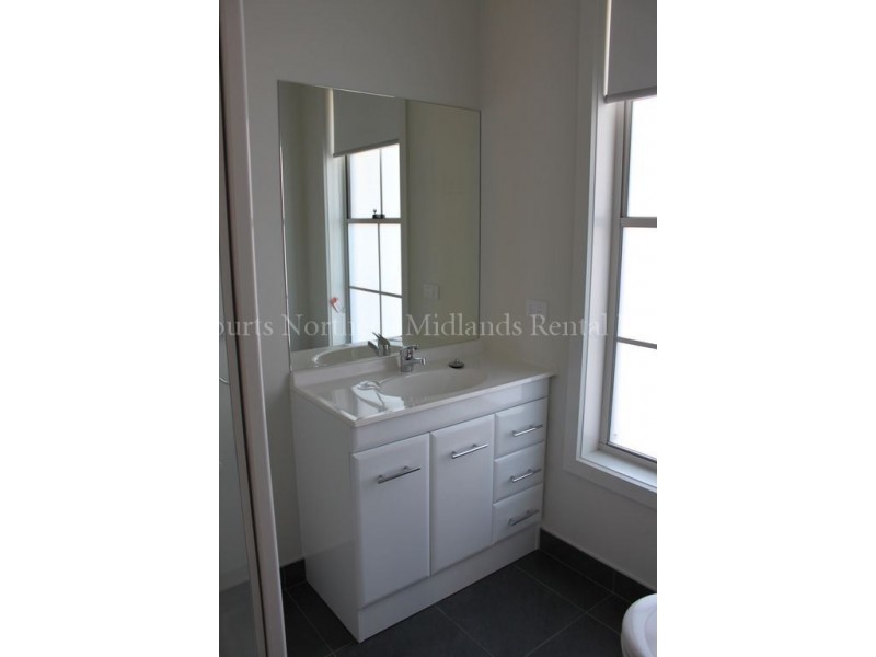 10/50 Burghley Street, Longford TAS 7301