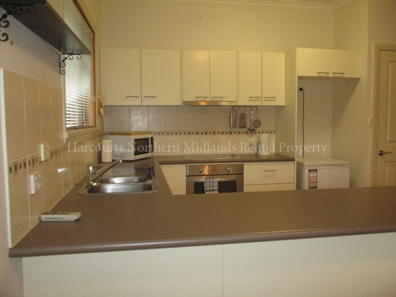 9 Bridge St, Ross TAS 7209