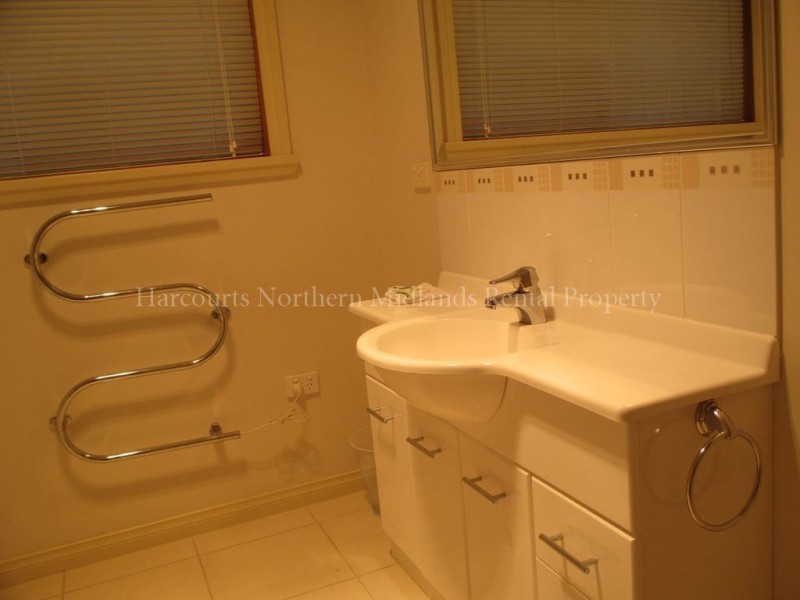 9 Bridge St, Ross TAS 7209