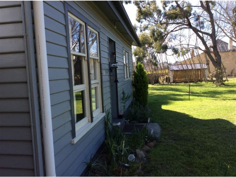 148 High St, Campbell Town TAS 7210