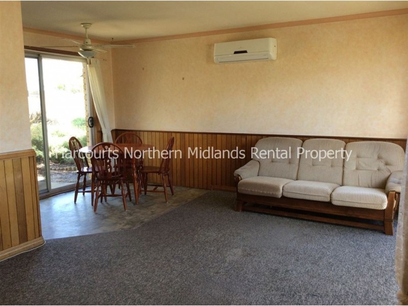 16 Bedford St, Campbell Town TAS 7210