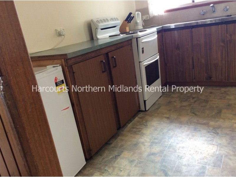 16 Bedford St, Campbell Town TAS 7210