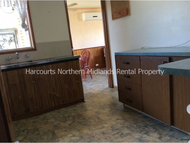 16 Bedford St, Campbell Town TAS 7210