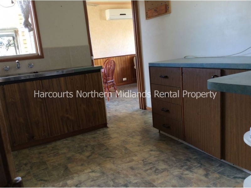 16 Bedford St, Campbell Town TAS 7210